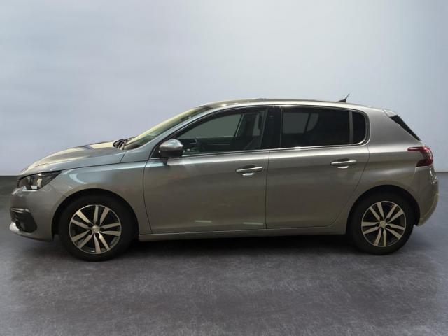 Peugeot 308 image 8