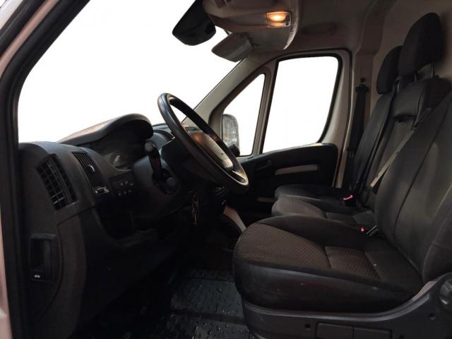 Peugeot Boxer image 2