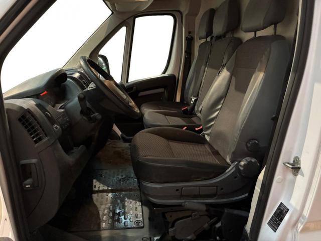 Peugeot Boxer image 4