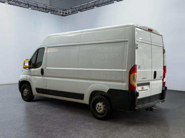 Peugeot Boxer image 1