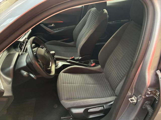 Peugeot 2008 image 5