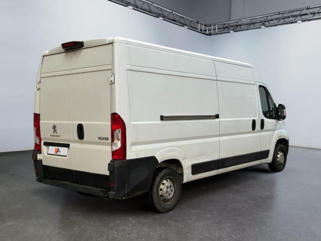 Peugeot Boxer image 1