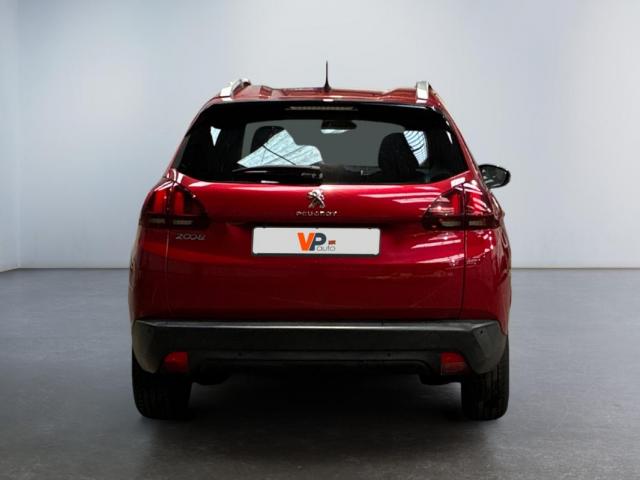 Peugeot 2008 image 2