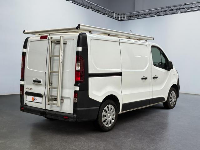 Opel Vivaro image 8