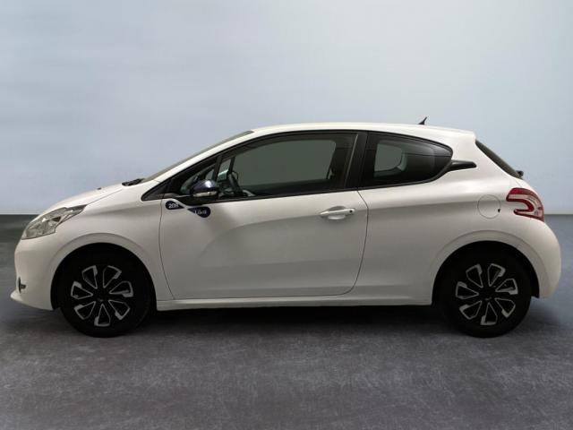 Peugeot 208 image 7