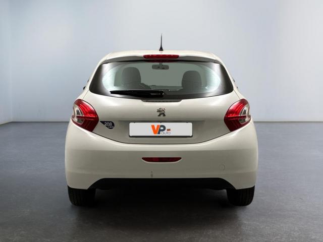 Peugeot 208 image 6