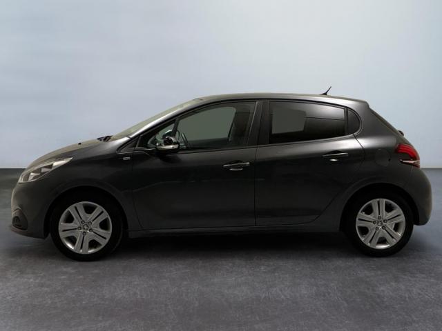 Peugeot 208 image 4