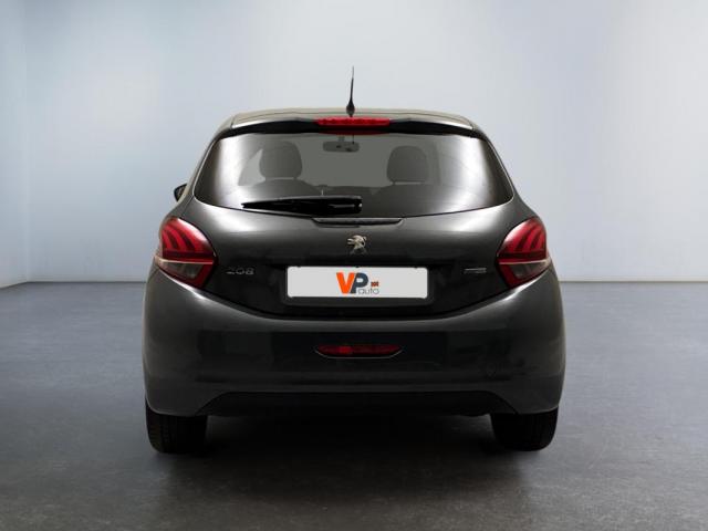Peugeot 208 image 2