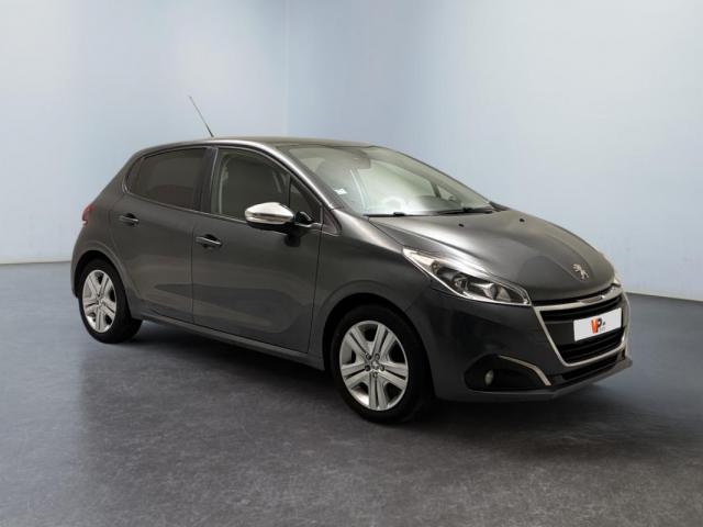 Peugeot 208 image 1
