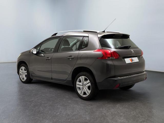 Peugeot 2008 image 3