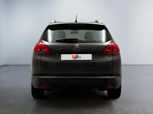 Peugeot 2008 image 8