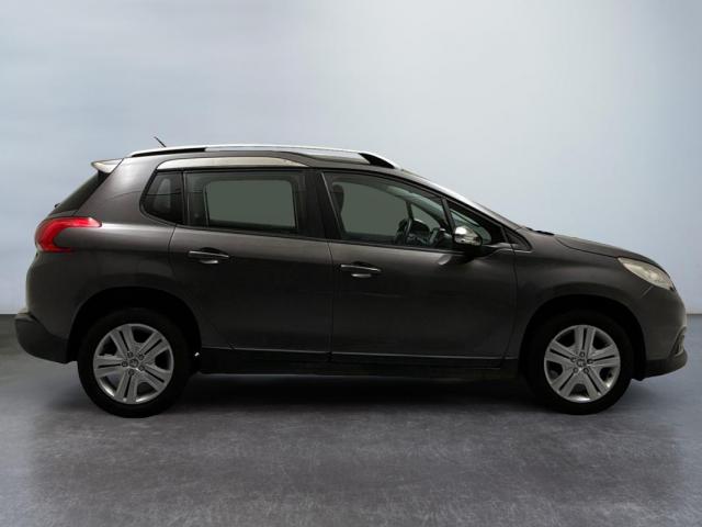 Peugeot 2008 image 1
