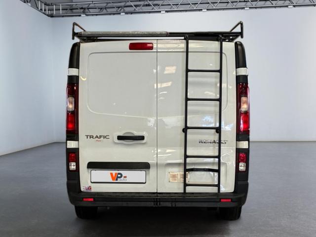 Renault Trafic image 3