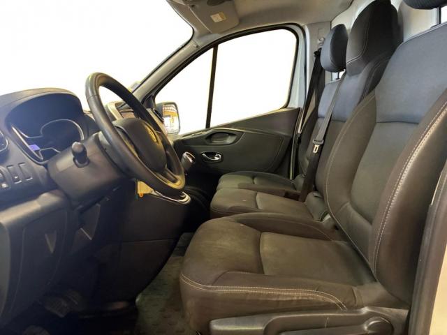 Renault Trafic image 8