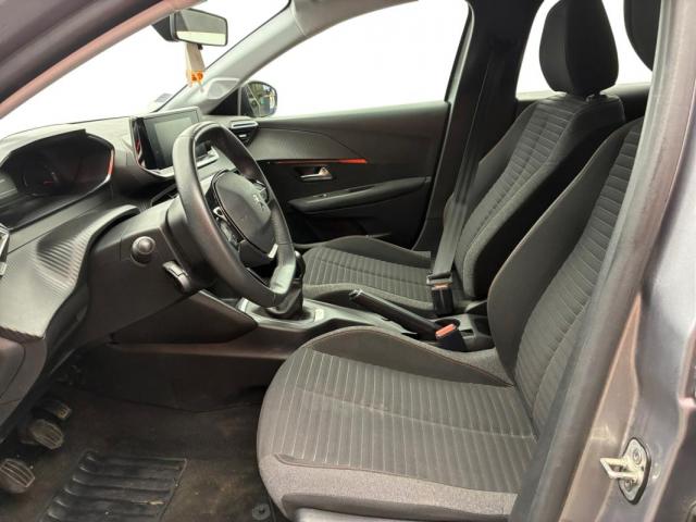 Peugeot 208 image 2