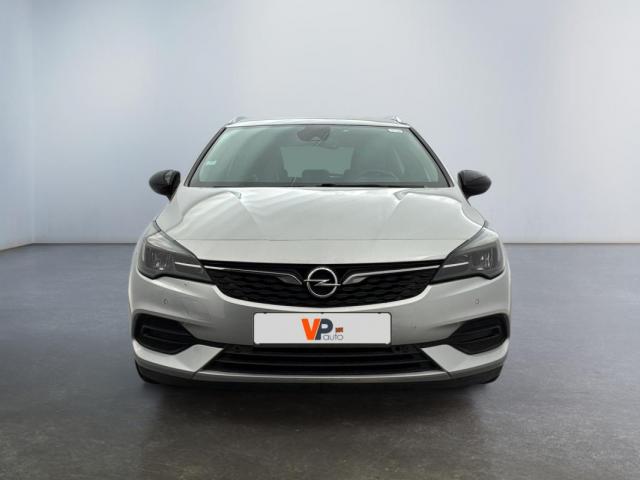 Opel Astra Sports Tourer image 6