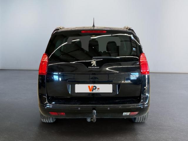 Peugeot 5008 image 2