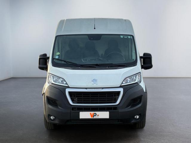 Peugeot Boxer image 2