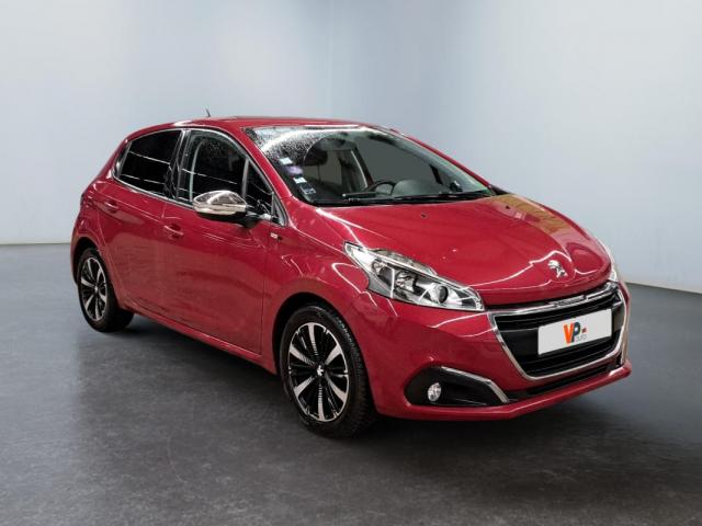 Peugeot 208 image 8