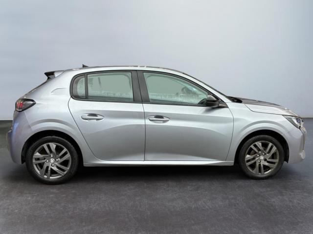 Peugeot 208 image 2
