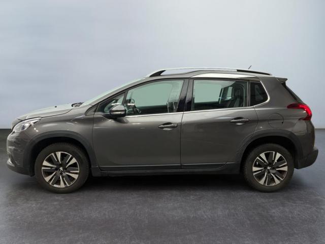 Peugeot 2008 image 8
