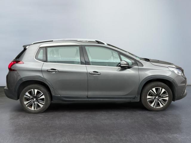 Peugeot 2008 image 6