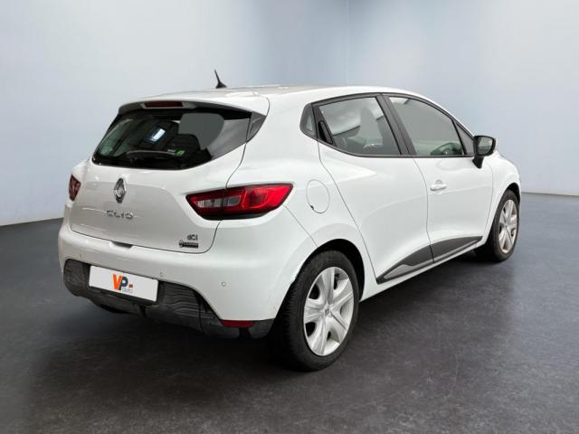 Renault Clio image 2
