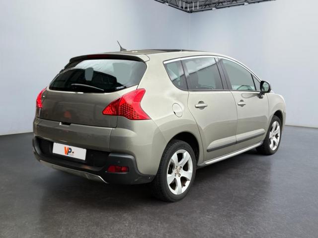 Peugeot 3008 image 2