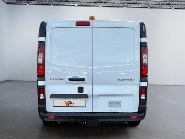 Renault Trafic image 8