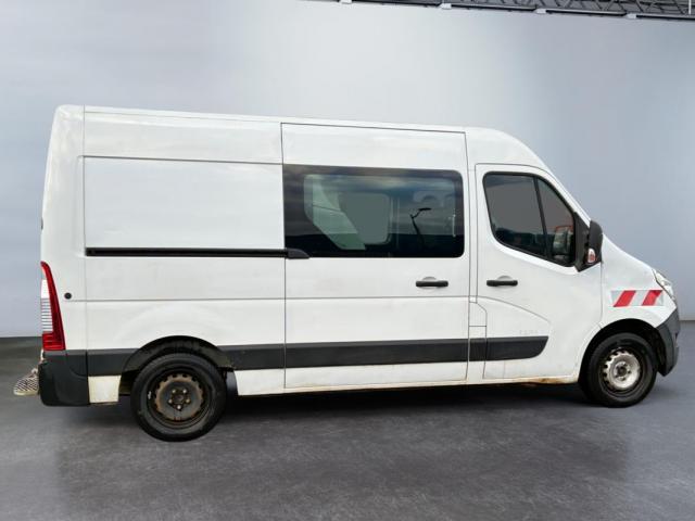 Renault Master image 2