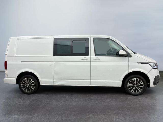 Volkswagen Transporter image 6