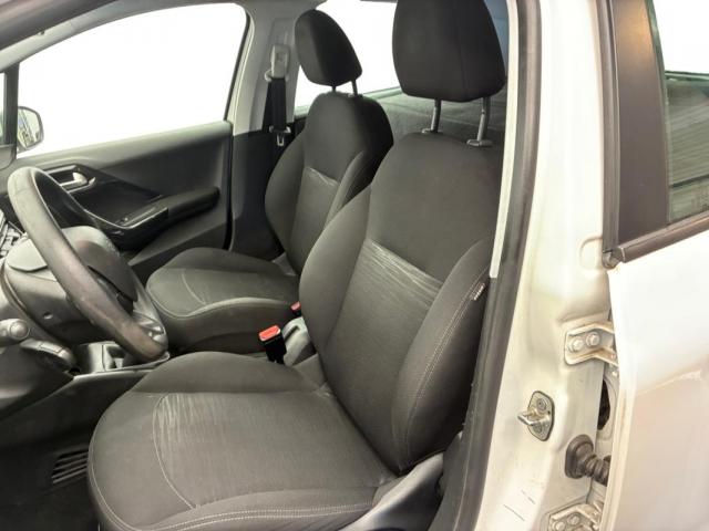 Peugeot 208 Affaire image 1