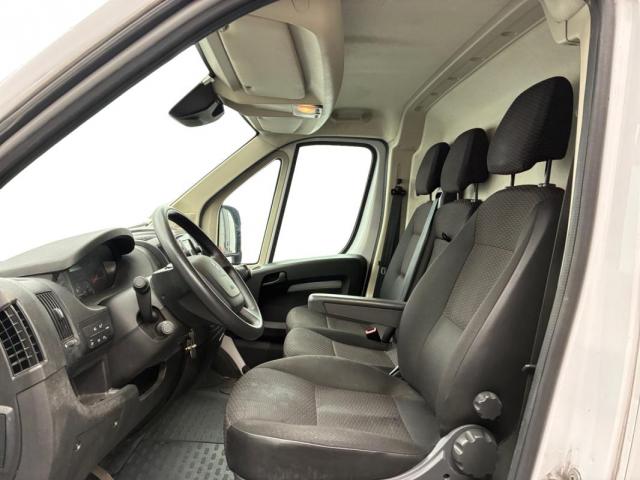 Peugeot Boxer image 8