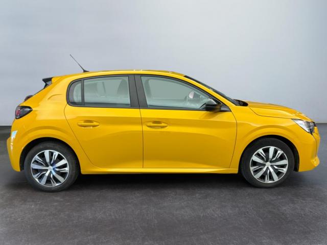 Peugeot 208 image 1