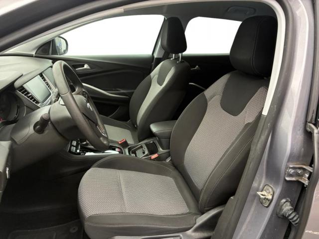 Opel Grandland X image 2