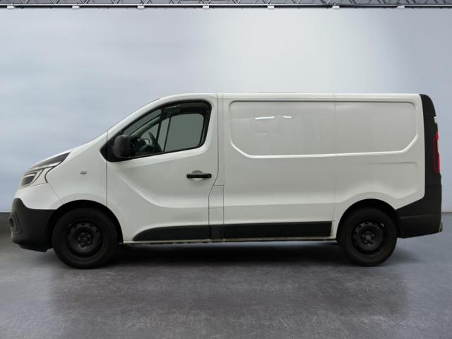 Renault Trafic image 2