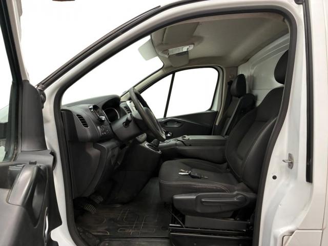 Renault Trafic image 6