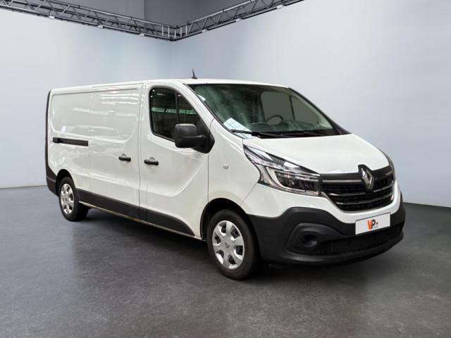 Renault Trafic image 2