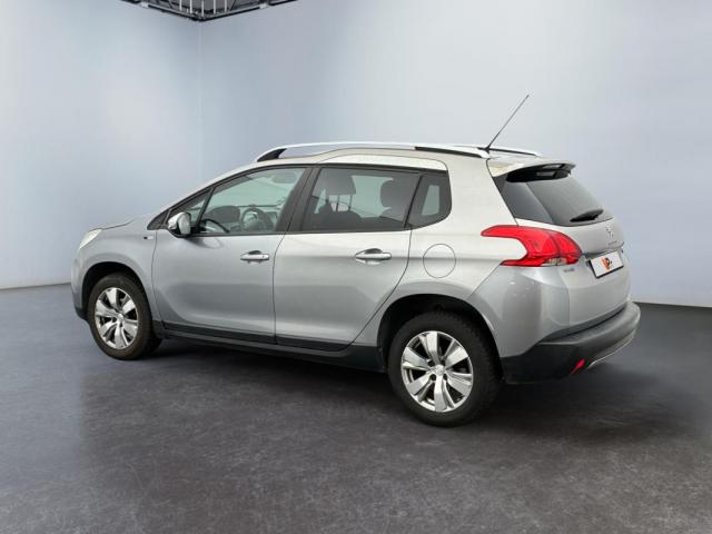 Peugeot 2008 image 3