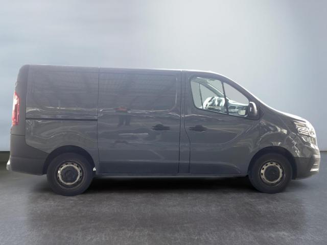 Renault Trafic image 1
