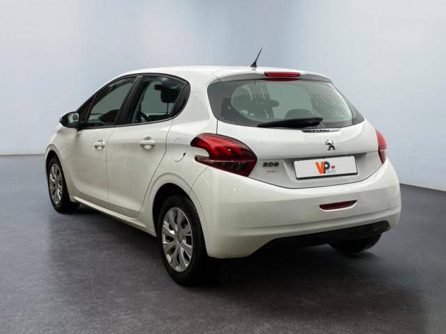 Peugeot 208 image 5