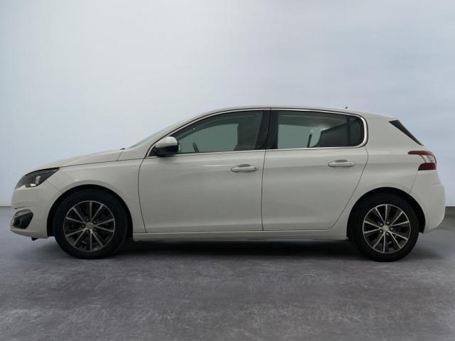 Peugeot 308 image 7