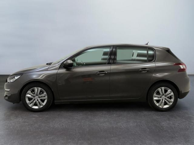 Peugeot 308 image 1