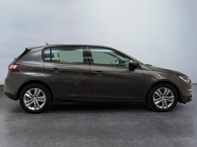 Peugeot 308 image 7