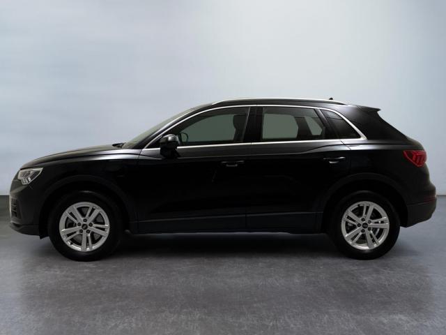 Audi Q3 image 1