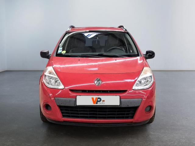 Renault Clio Estate image 6