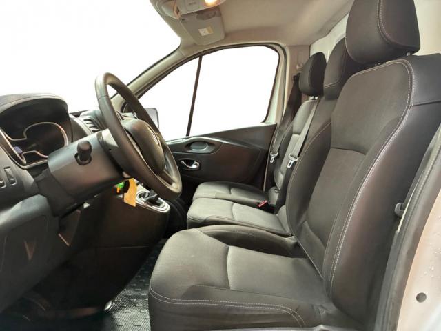 Renault Trafic image 3