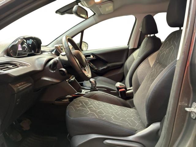 Peugeot 2008 image 5