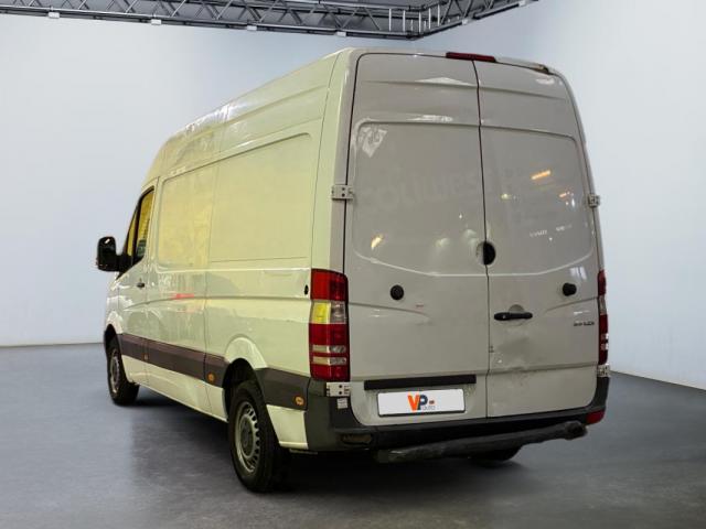 Mercedes Benz Sprinter image 7