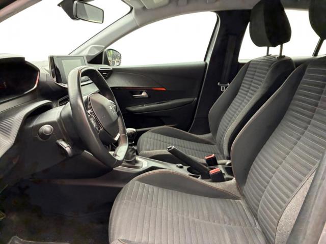 Peugeot 208 image 5